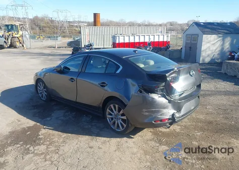 2019 Mazda Mazda3 Preferred Package из США, поврежденный, VIN JM1BPBDM2K1119968